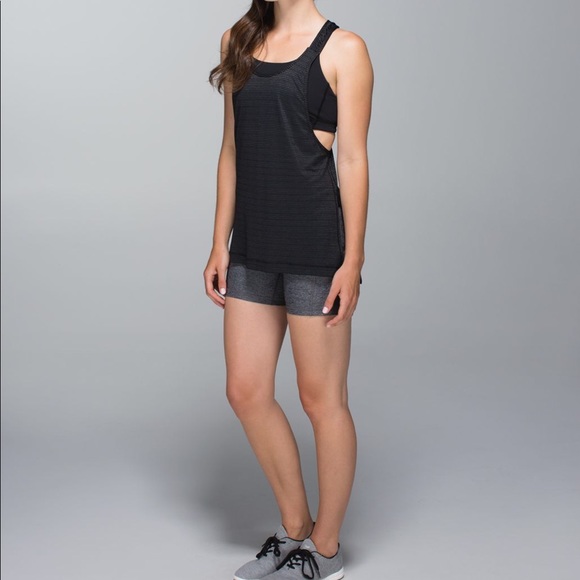Lululemon Stash It Tank - Picture 2 of 9